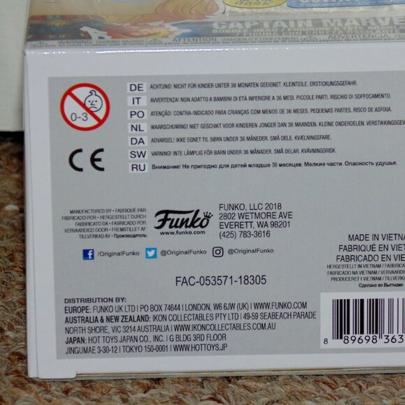 2019 Funko Pop! Marvel Captain Marvel Walmart Glow in the Dark New in Box # 432 - Picture 9 of 10